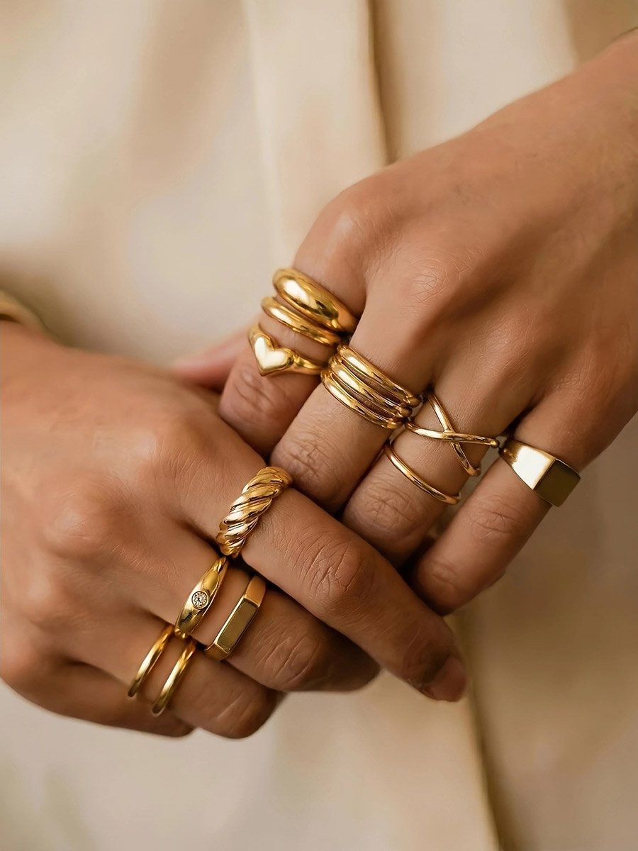 Pack of 11 - Assorted Gold Rings