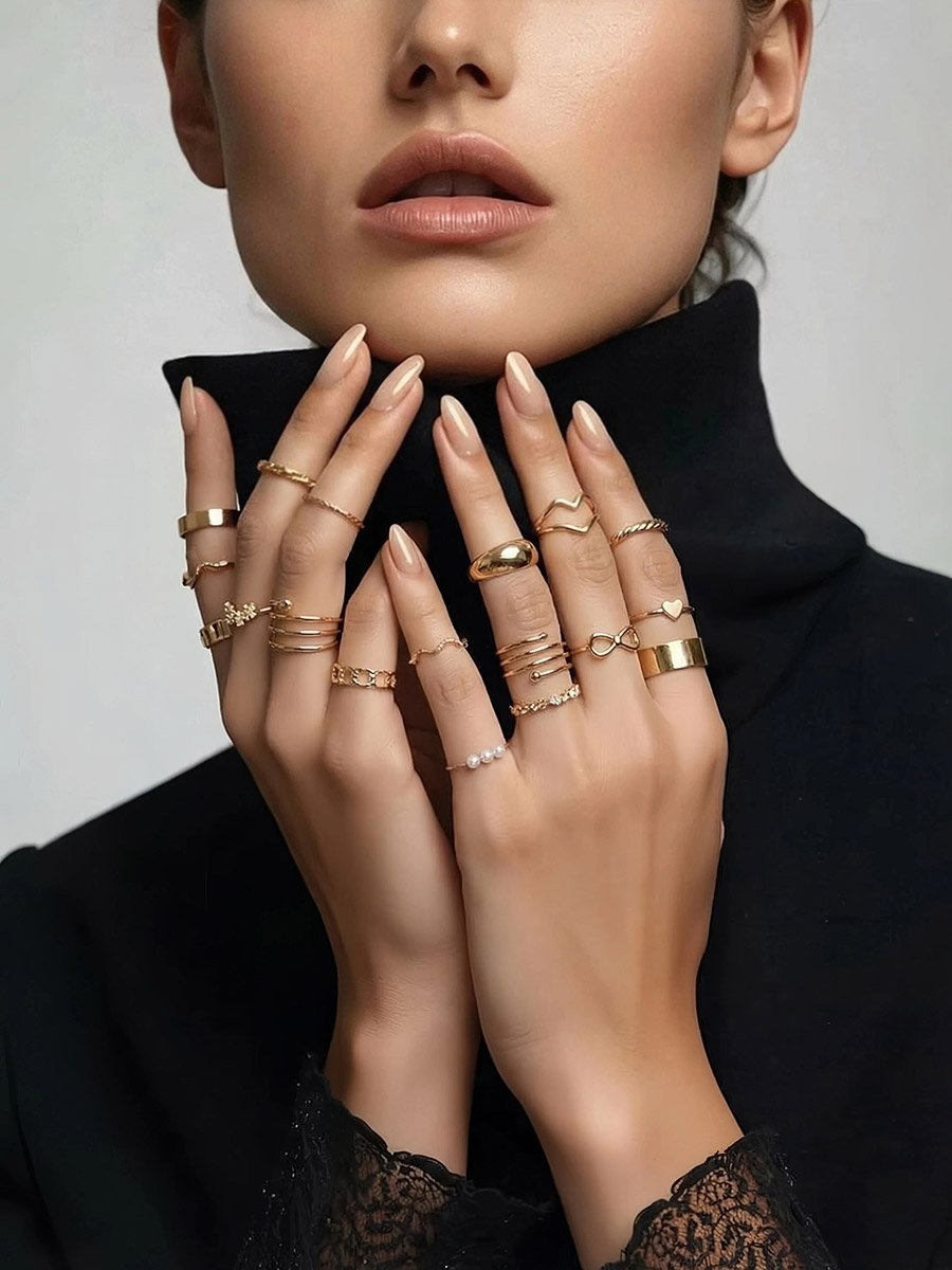 Pack of 25 - Assorted Gold Rings