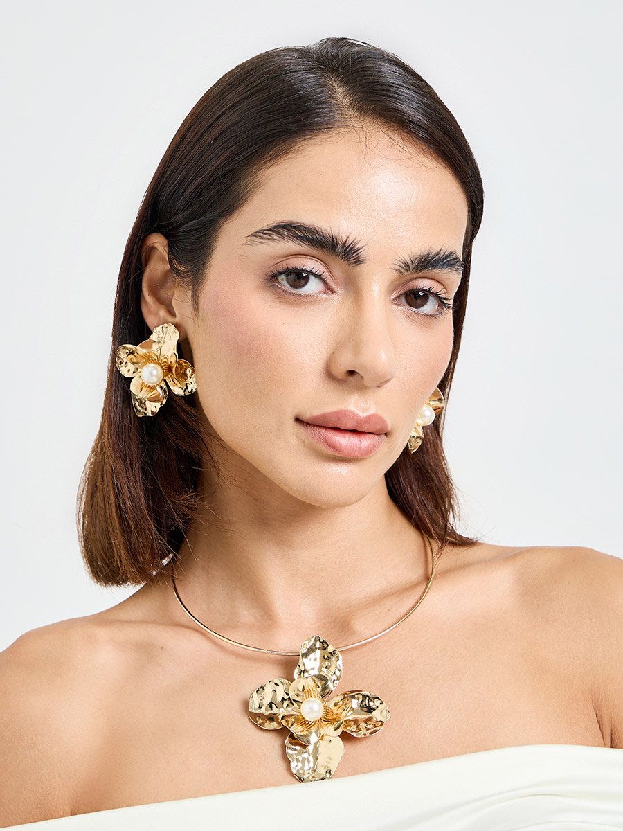 Gold Floral Choker and Earring Set