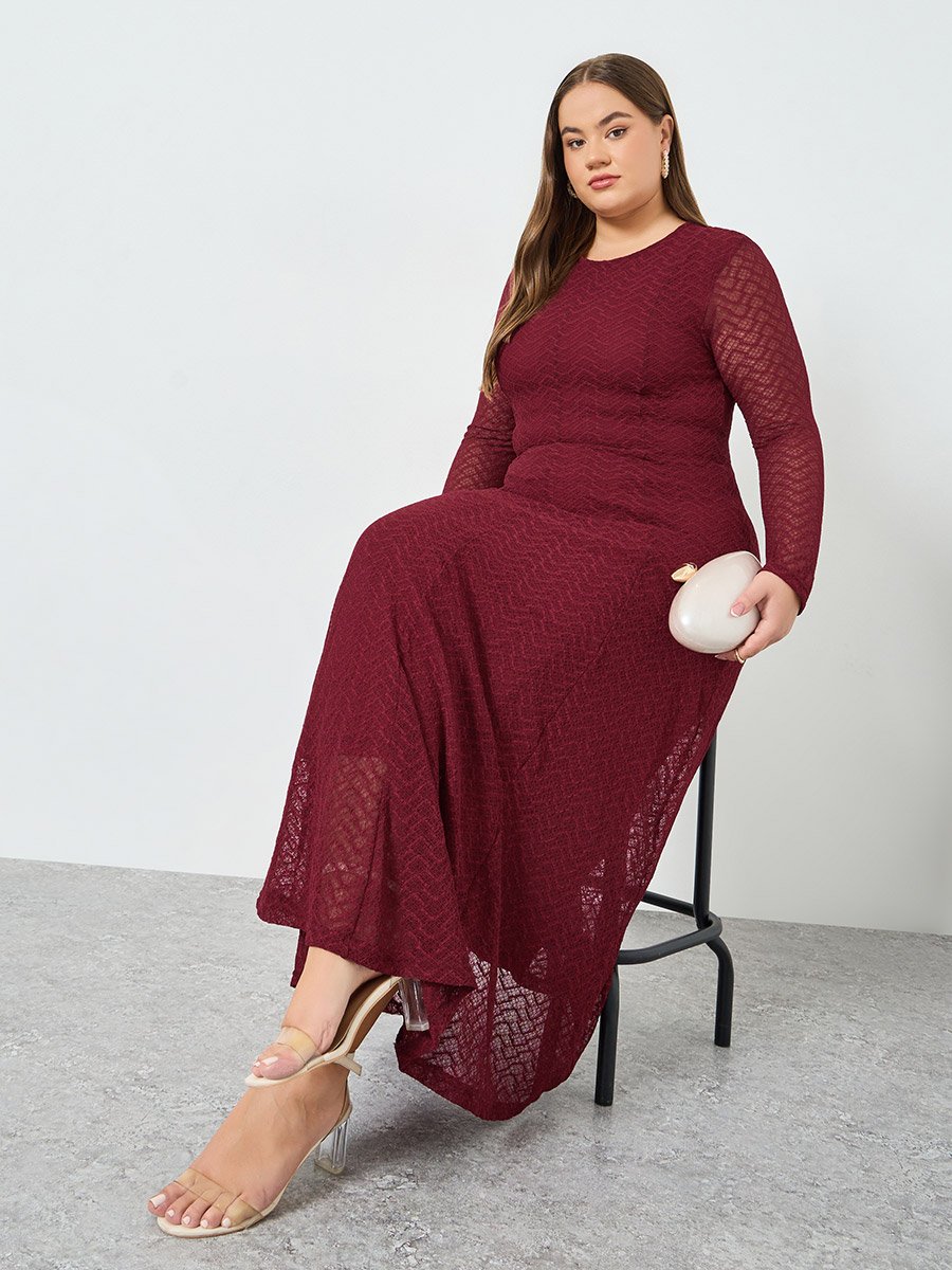 Plus Size Burgundy Lace Insert A-Line Maxi Dress For Women at Bahrain |  Styli