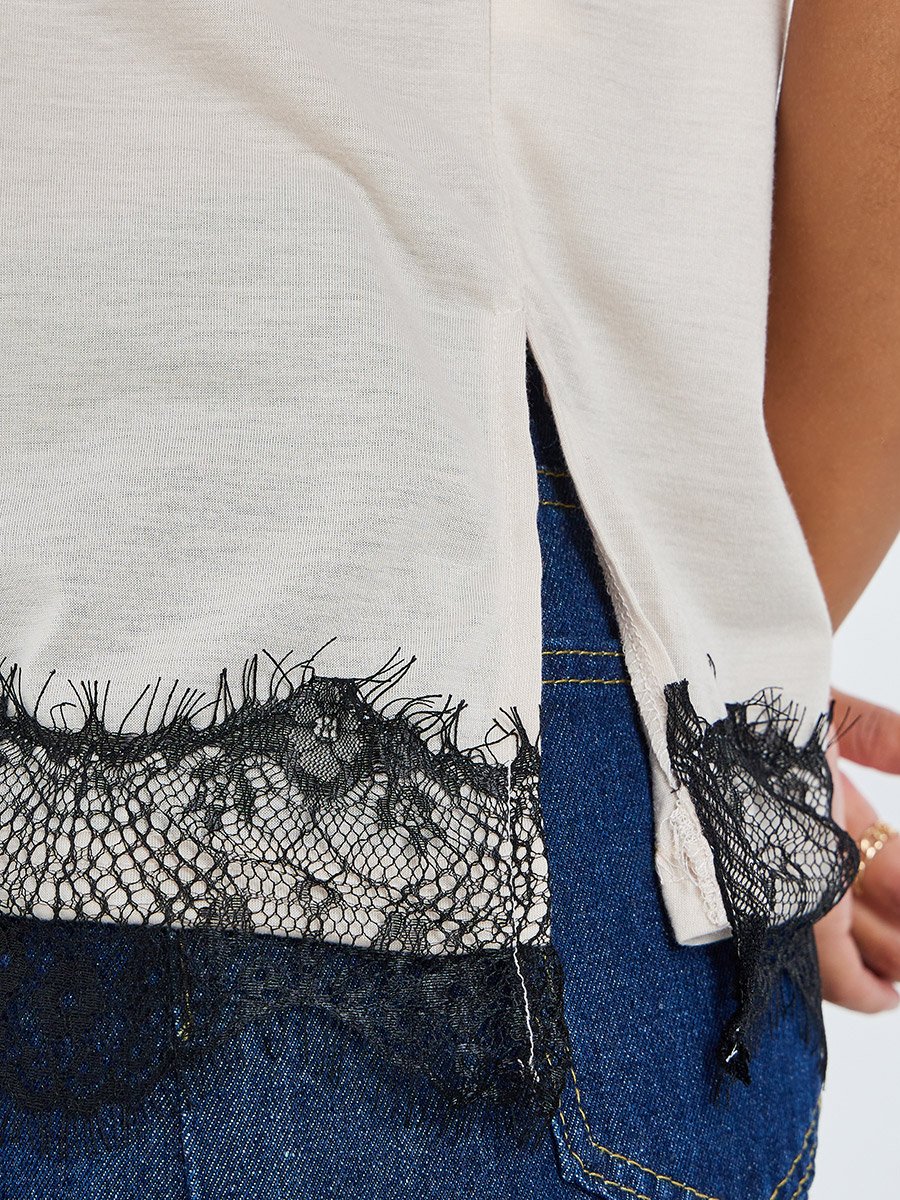 Cream Contrast Lace Hem Printed T-Shirt