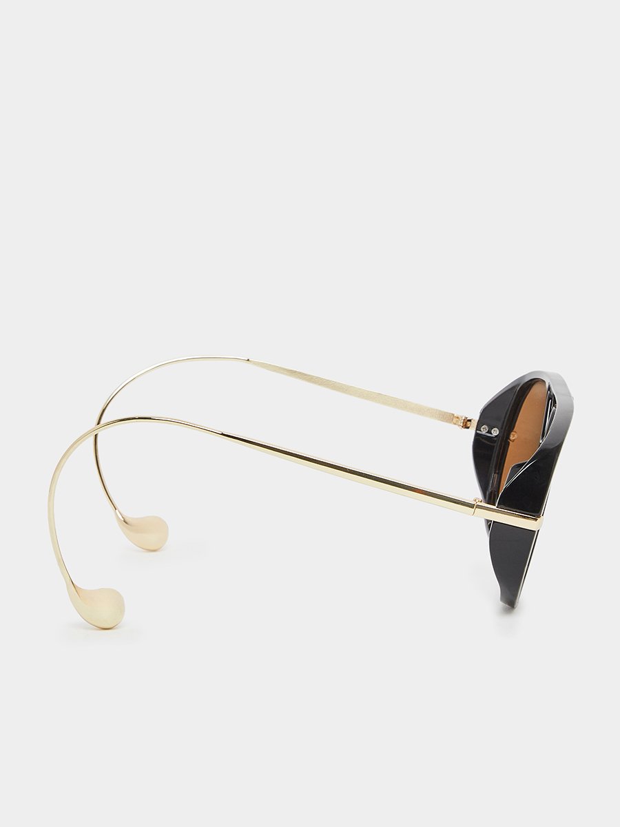 Aviator Sunglasses with Gold Detail