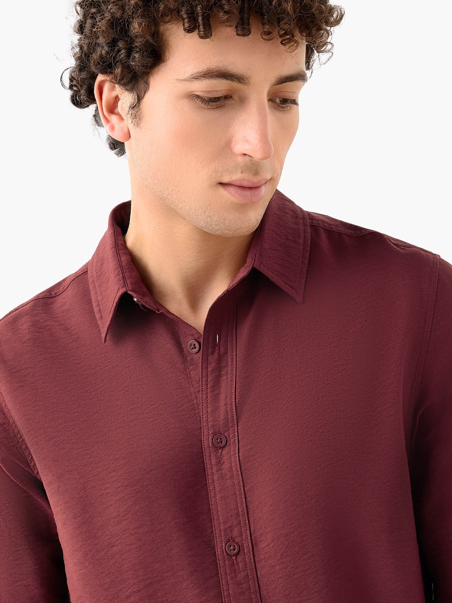 Men Regular Fit Collared Crinkle Texture Long Sleeves Shirt