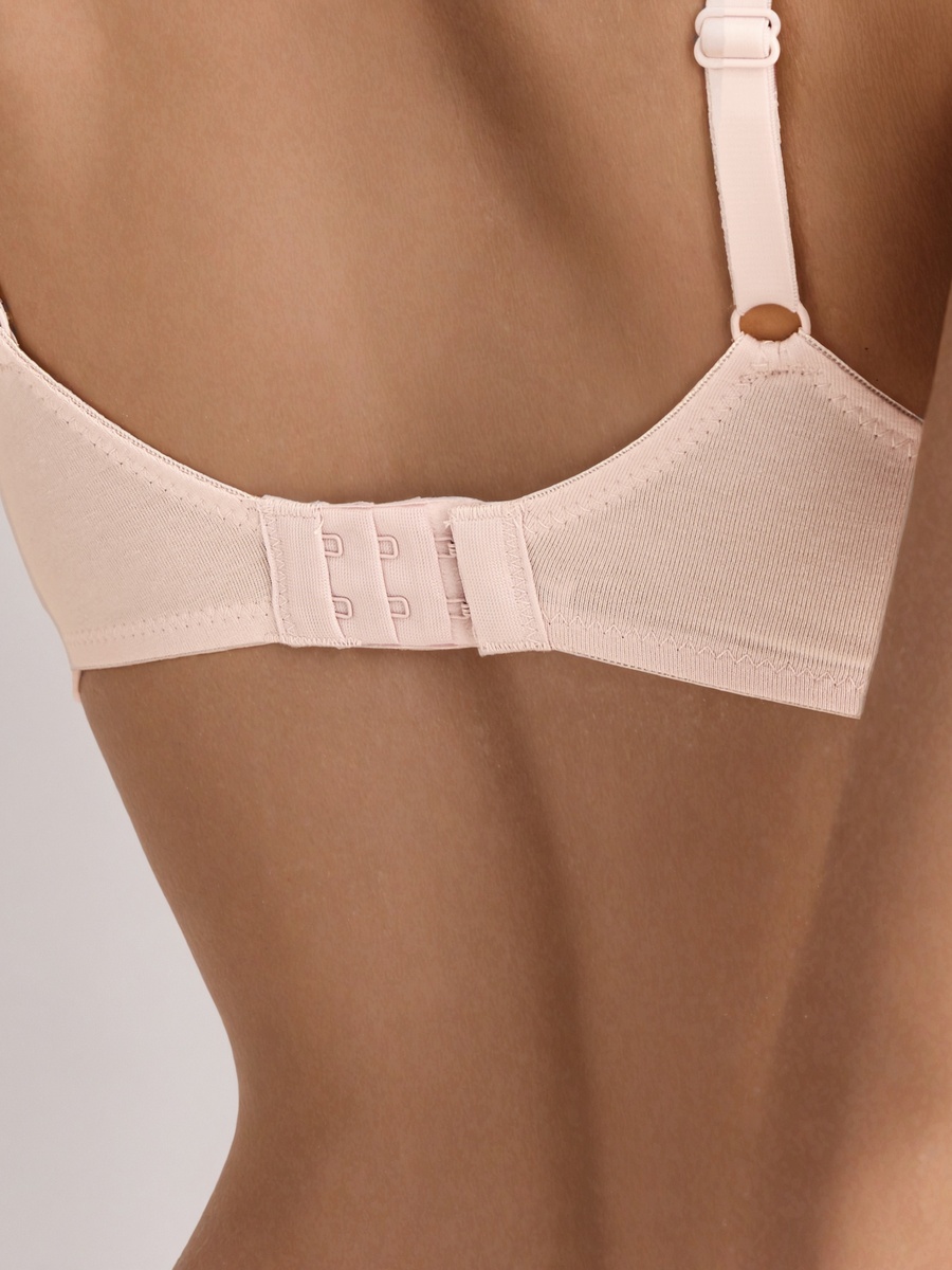 Medium Coverage Underwired Balconette Bra