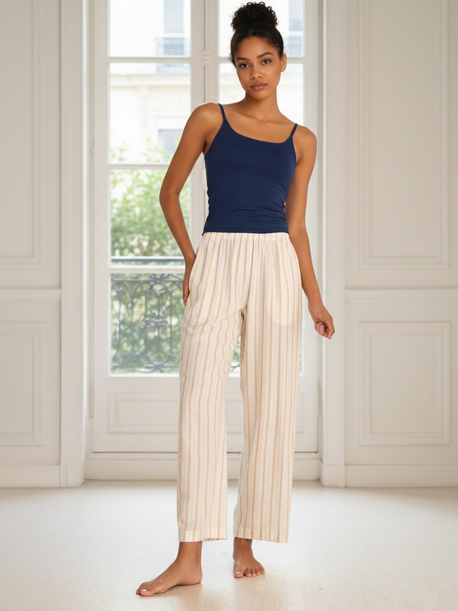 Shaping Camisole with Scoop Neck