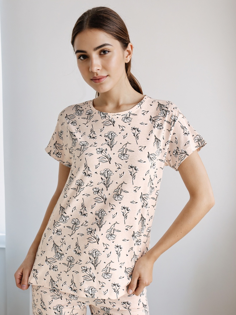 Pyjama Set with T-Shirt and Pants