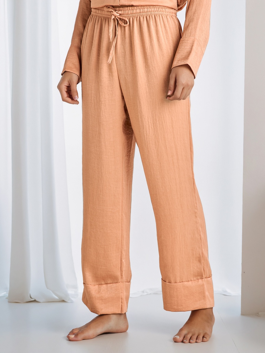 Pyjama Set with Collared Shirt and Pants