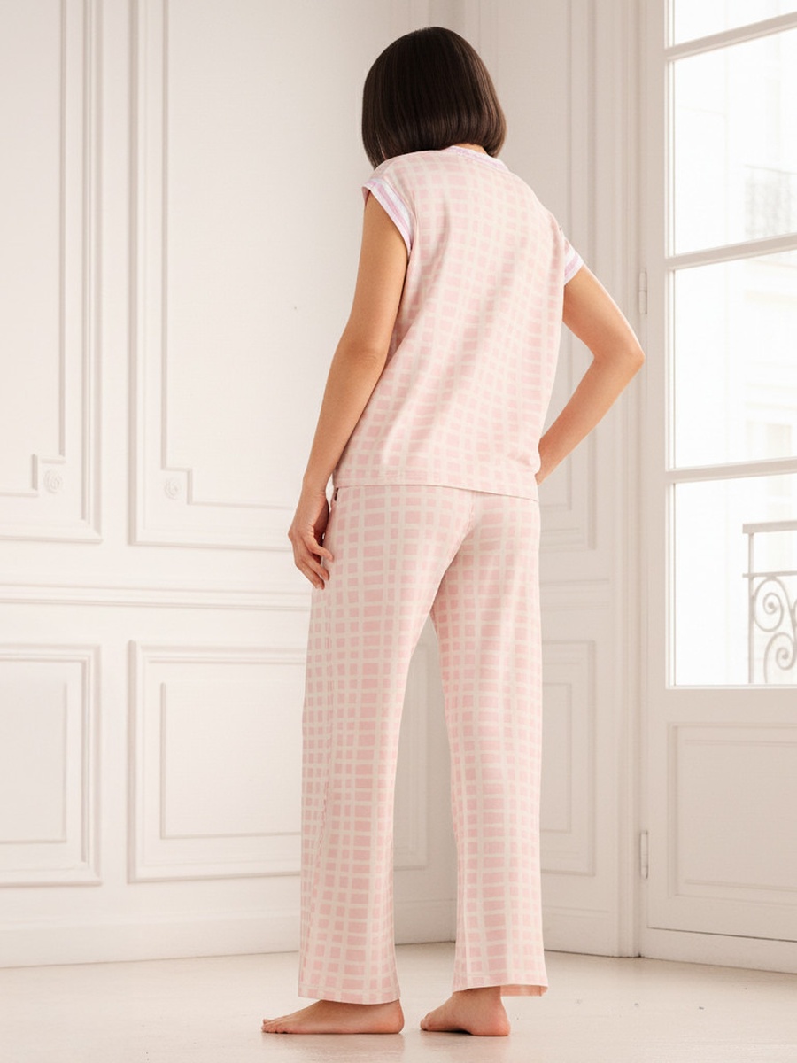 Hello Kitty Pyjama Set with V Neck T-Shirt and Pants