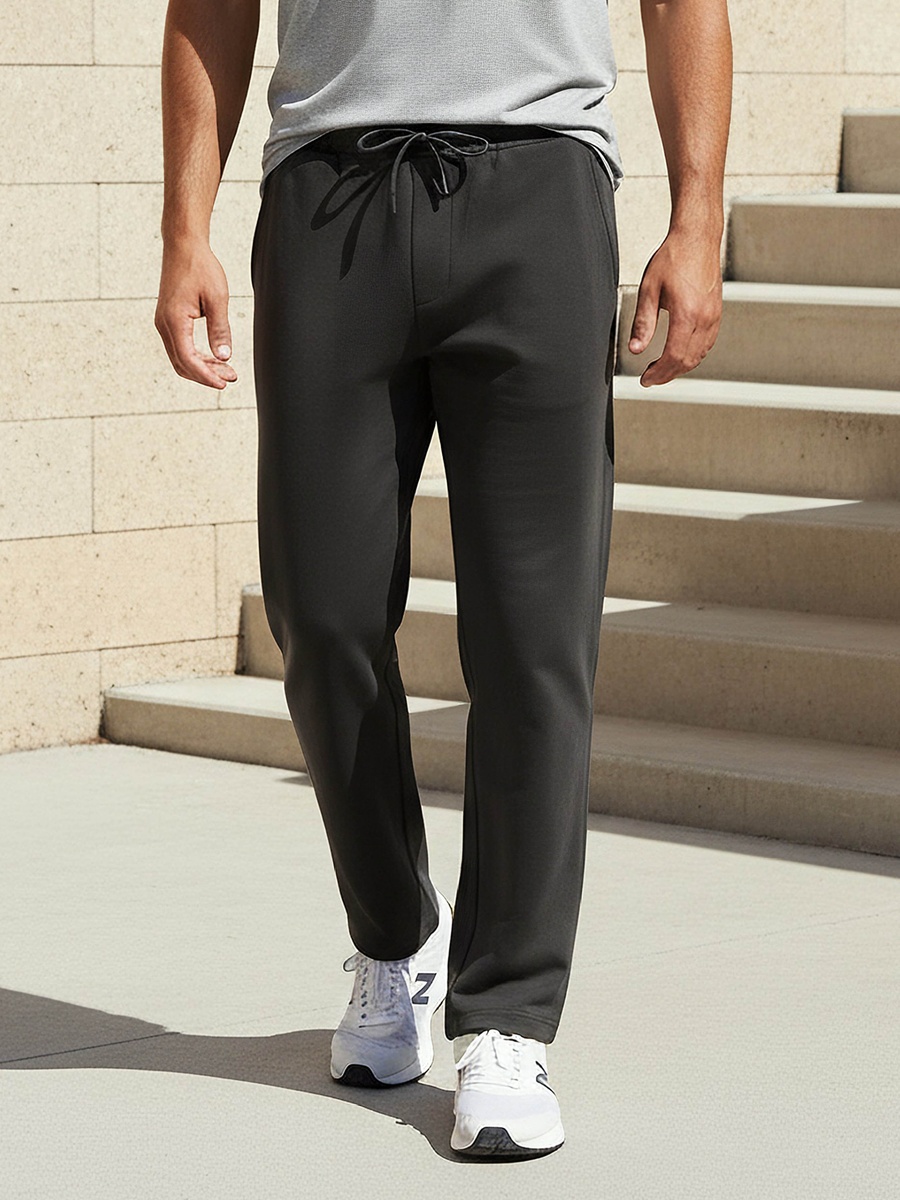 Men Straight Fit Joggers with Pockets