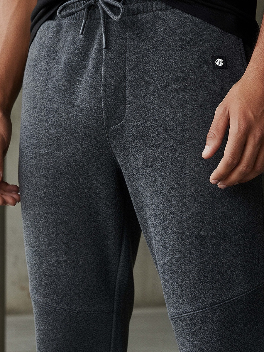 Men Relaxed Fit Joggers with Panel Detail