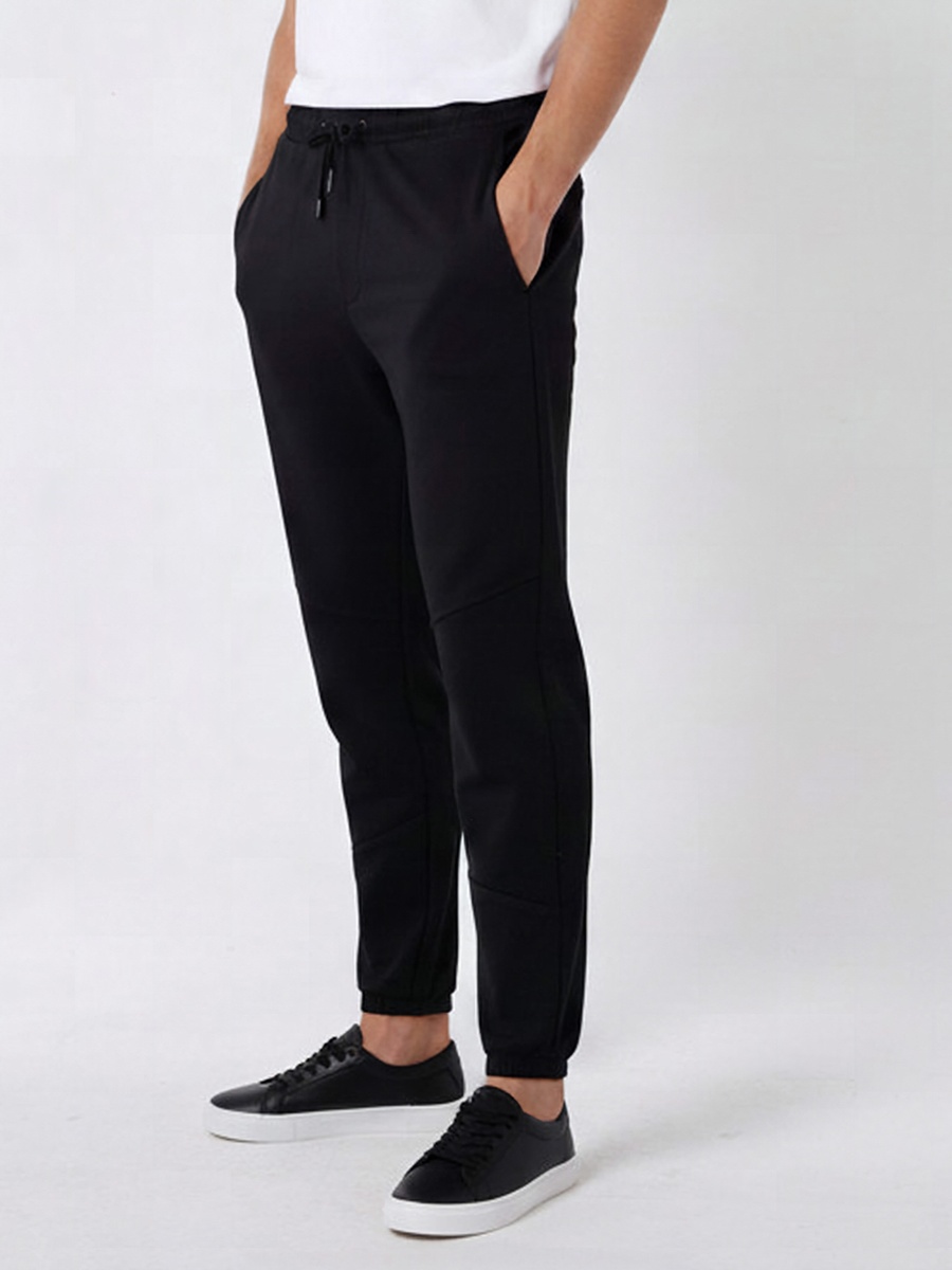 Men Relaxed Fit Joggers with Panel Detail
