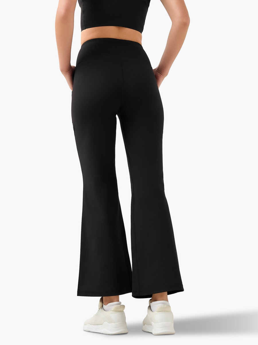 Women Flared Leggings with Pockets