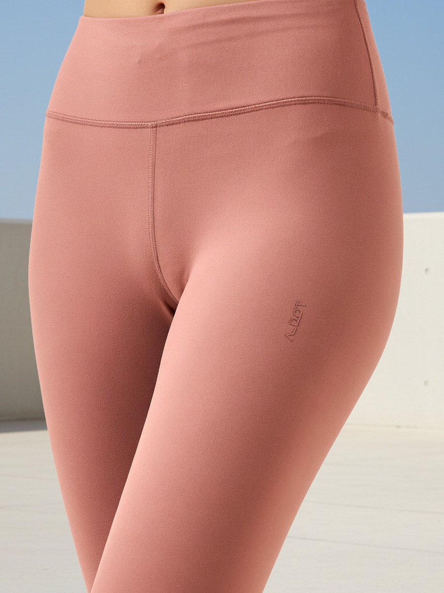 Women Performance Elastic Waist Leggings