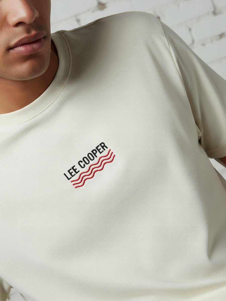 Men Regular Fit Crew Neck Short Sleeves Logo Embroidered T-Shirt