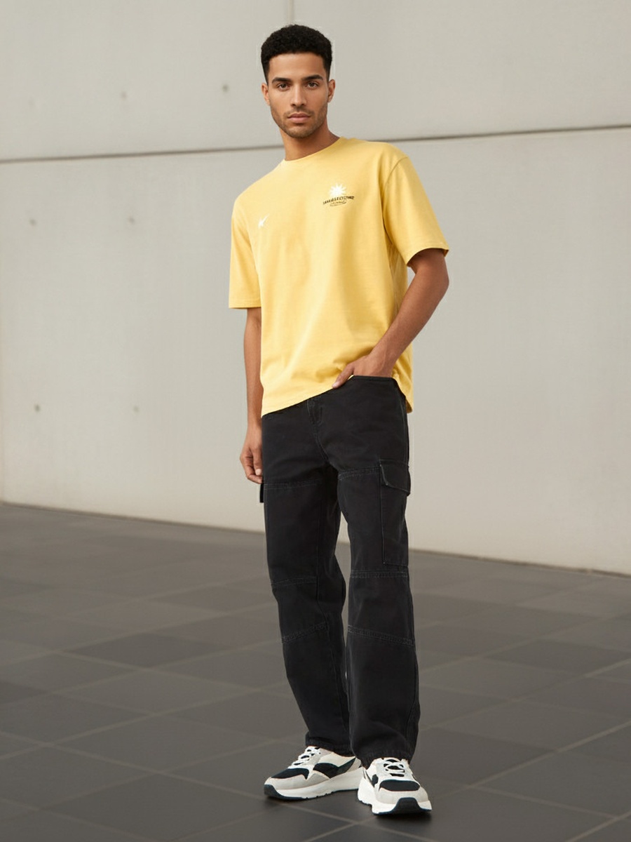 Men Regular Fit Crew Neck Short Sleeves Printed T-Shirt