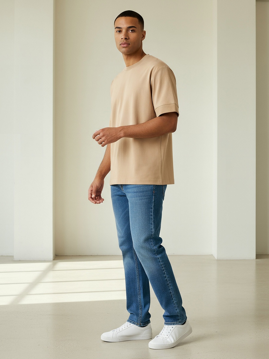 Men Relaxed Fit Crew Neck Short Sleeve Patch Detail T-Shirt