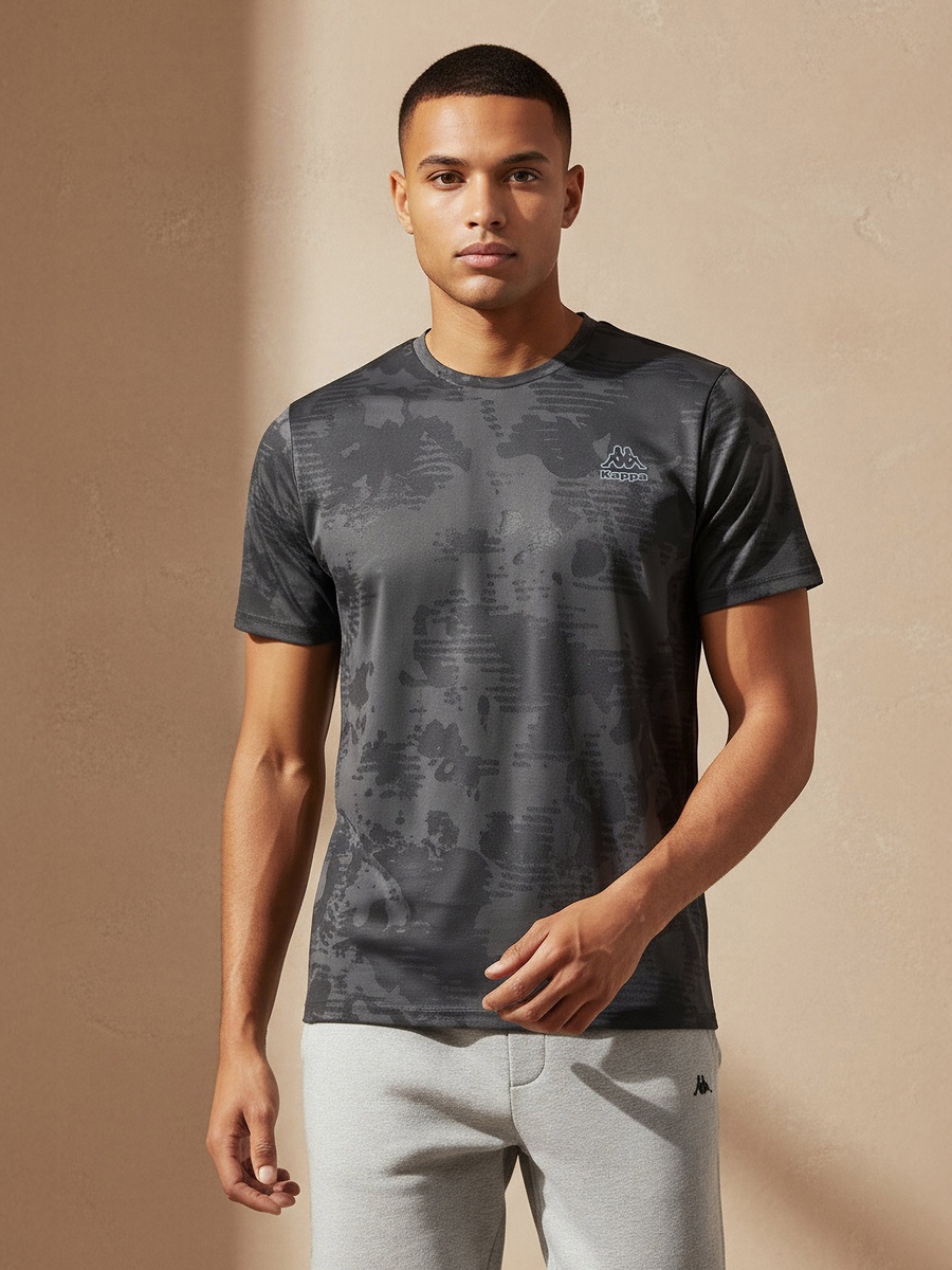 Men Printed Performance T-Shirt