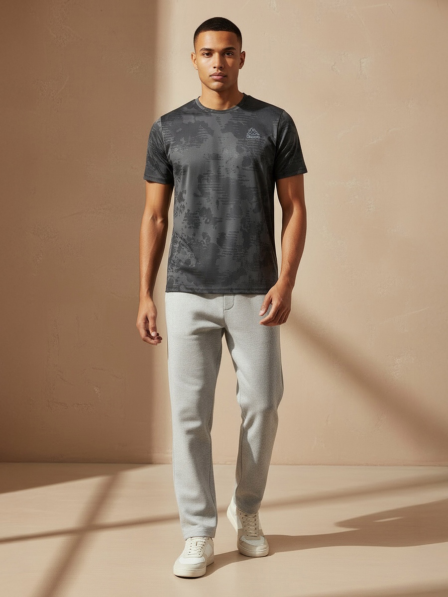 Men Printed Performance T-Shirt