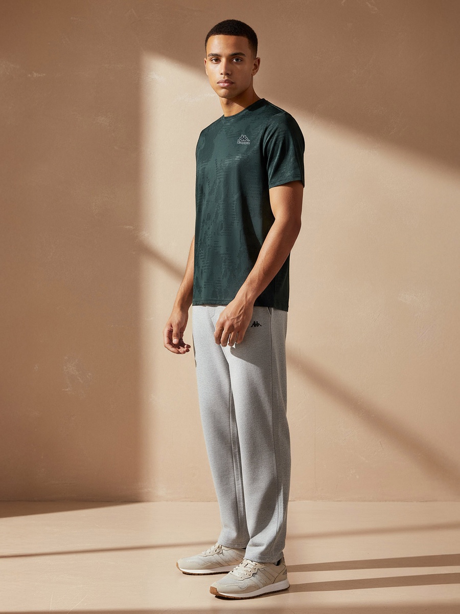 Men Printed Performance T-Shirt