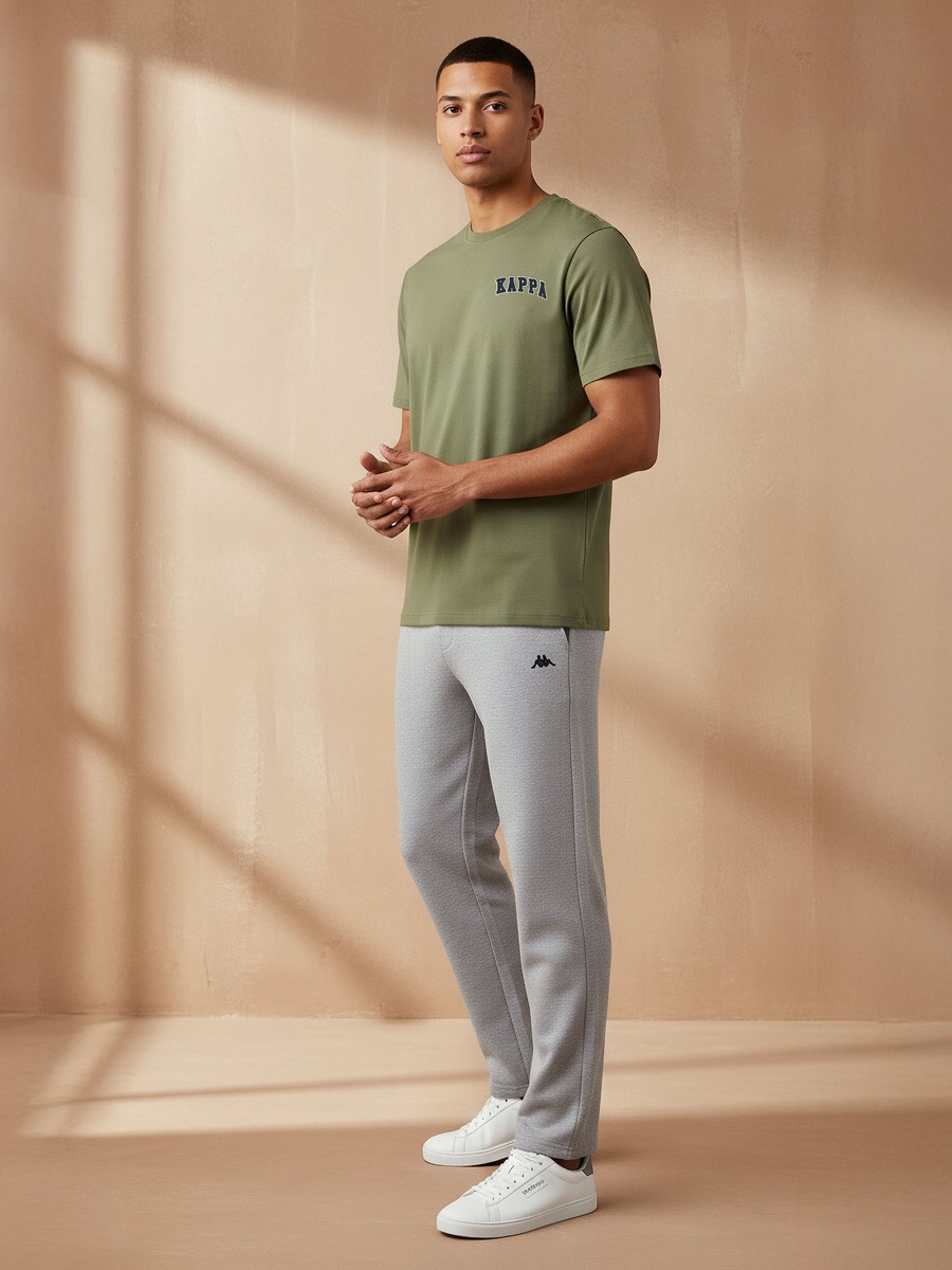 Men Logo Print T-Shirt