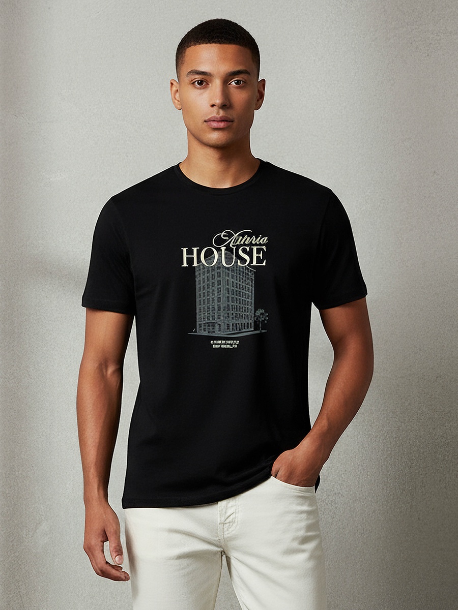 Men Slim Fit Crew Neck Short Sleeves Graphic Print T-Shirt
