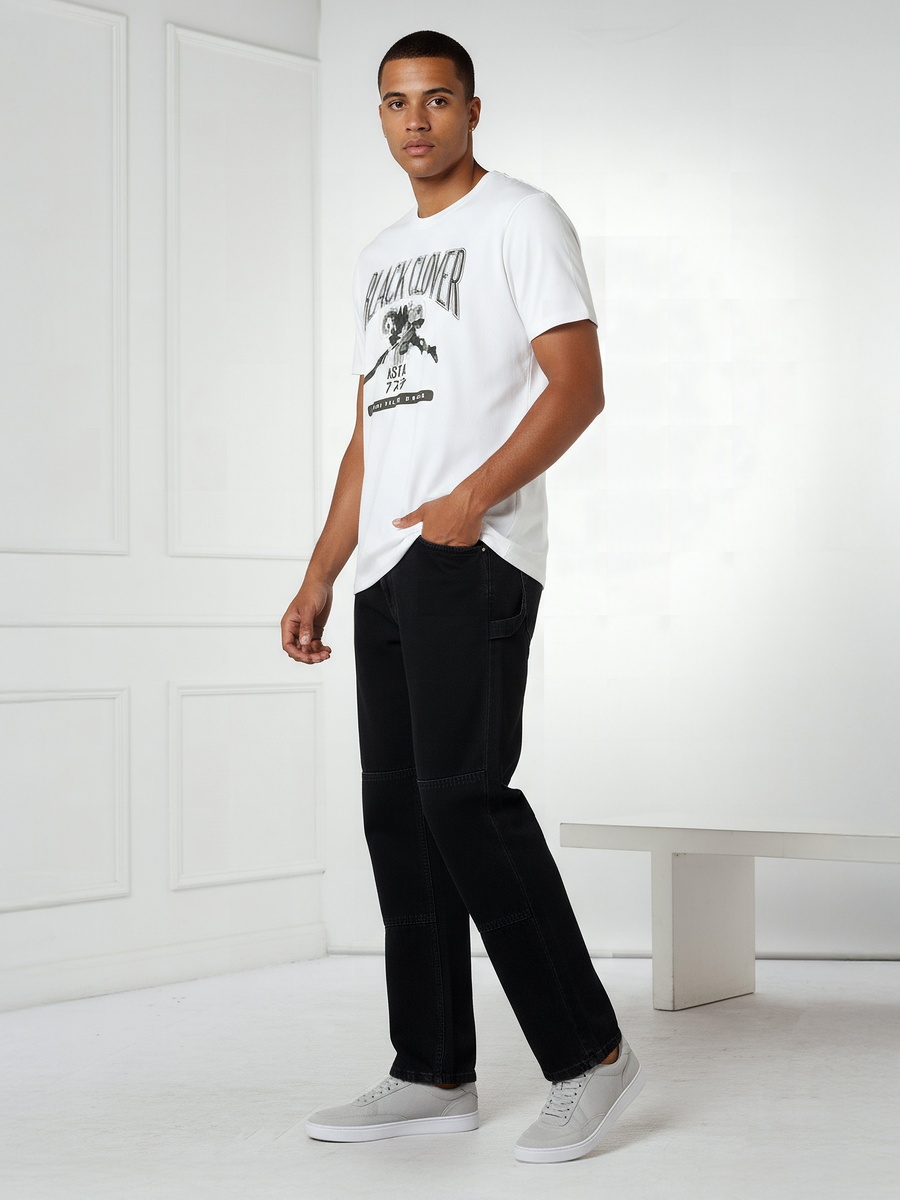 Men Regular Fit Crew Neck Short Sleeves Black Clover Print T-Shirt