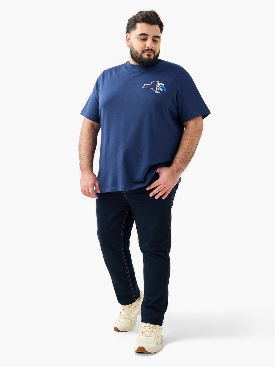 تيشيرت مقاس كبير قصة عادية ياقة دائرية أكمام قصيرة مطبع