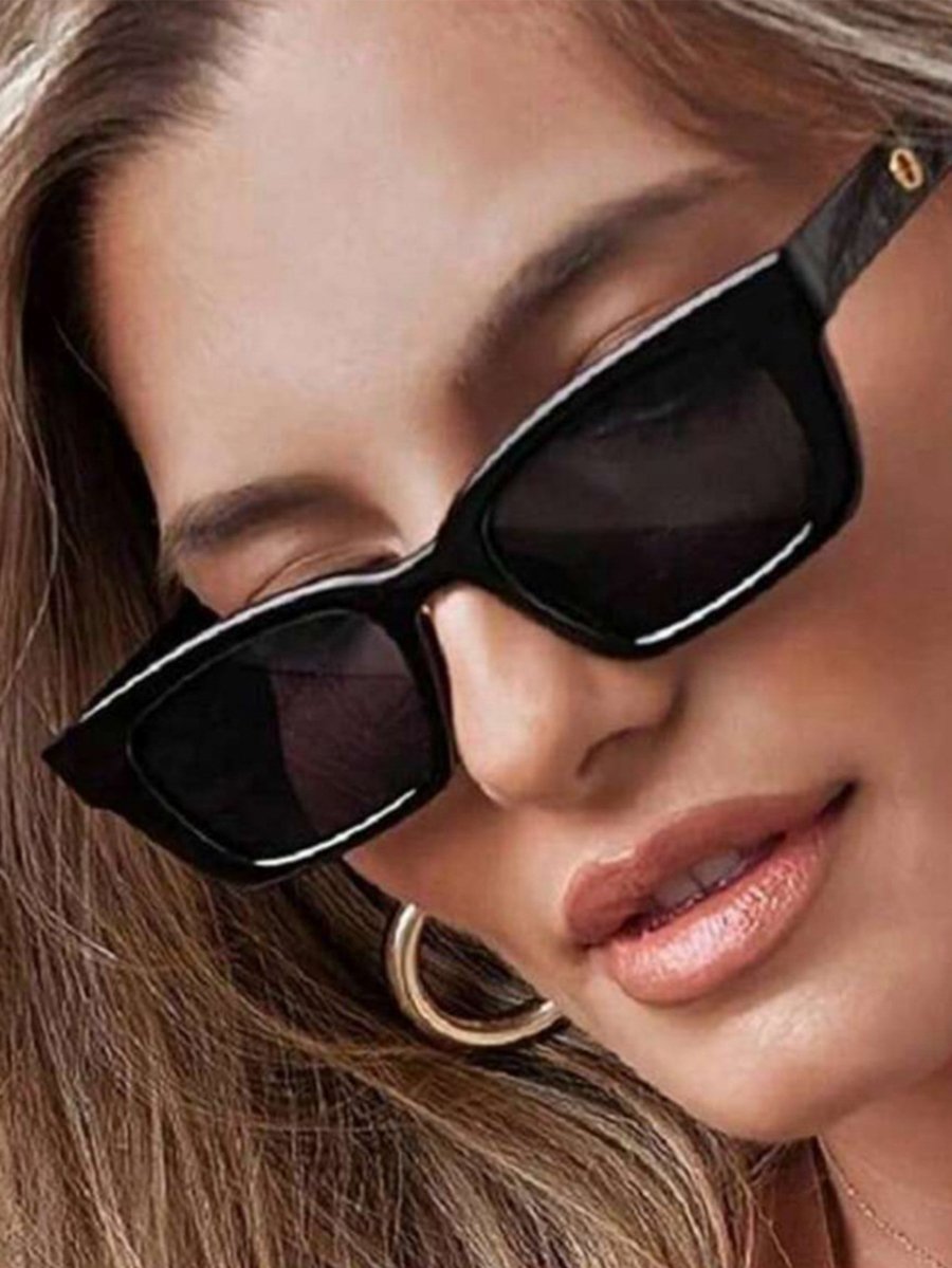 Black Wayfarer Sunglasses