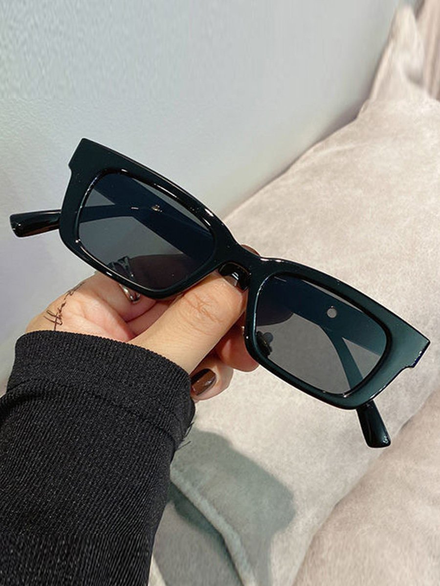 Black Wayfarer Sunglasses