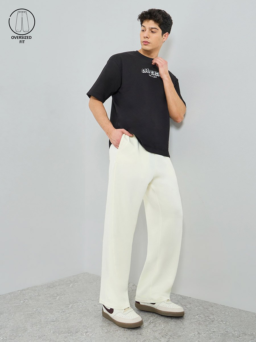 Men Oversized Pants with Pocket Badge
