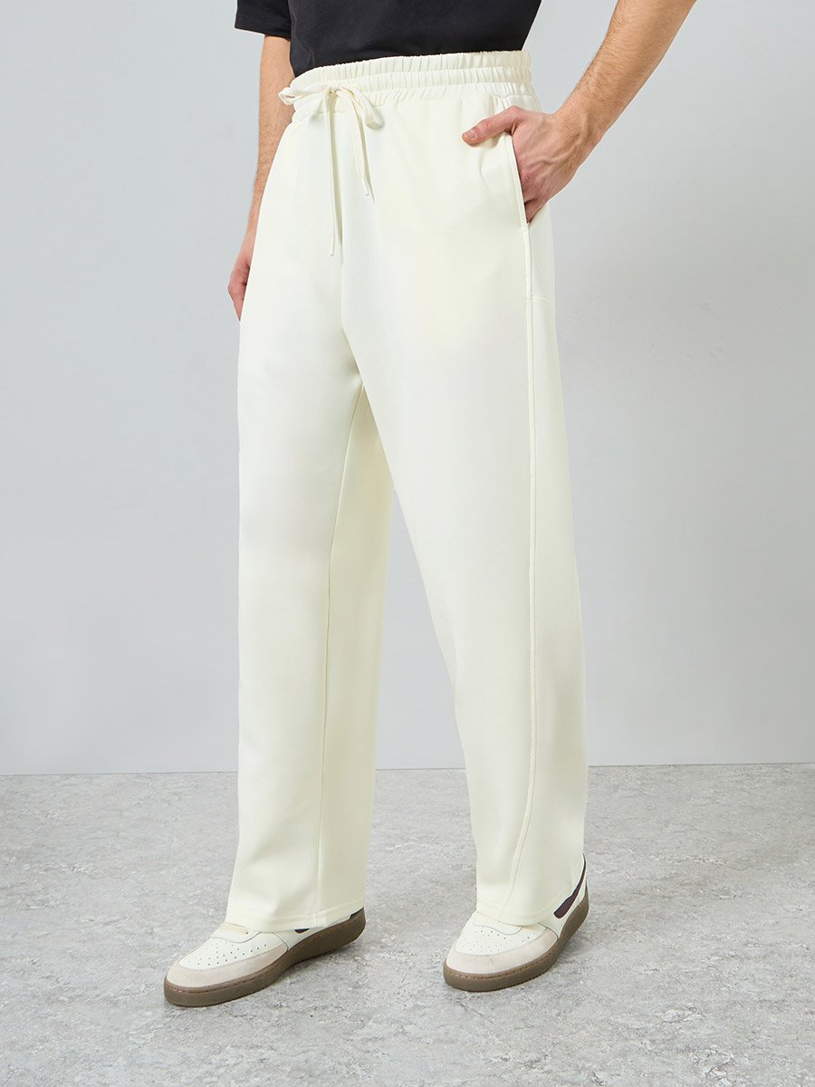Men Oversized Pants with Pocket Badge