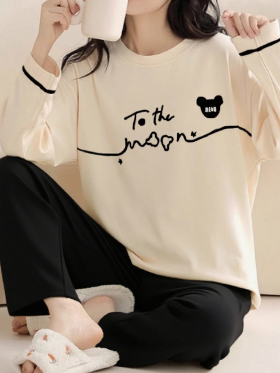 Black Graphic Print Long Sleeve T-Shirt and Pyjama Set