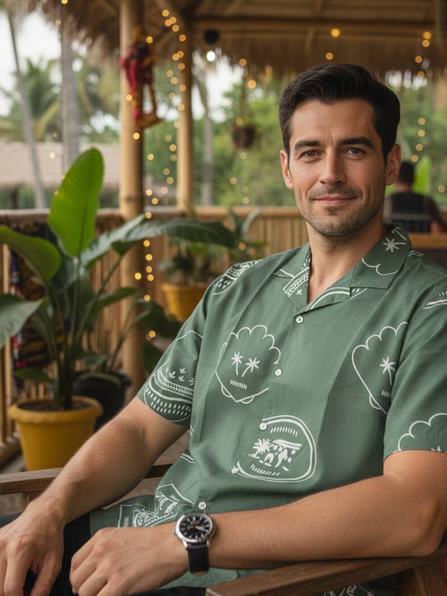 Men Printed Regular Fit Cotton Shirt