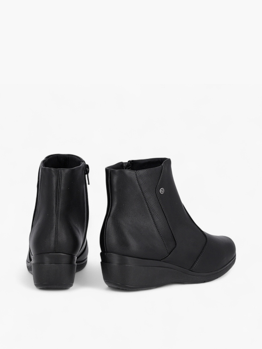 Women Ankle Boots with Zip Closure