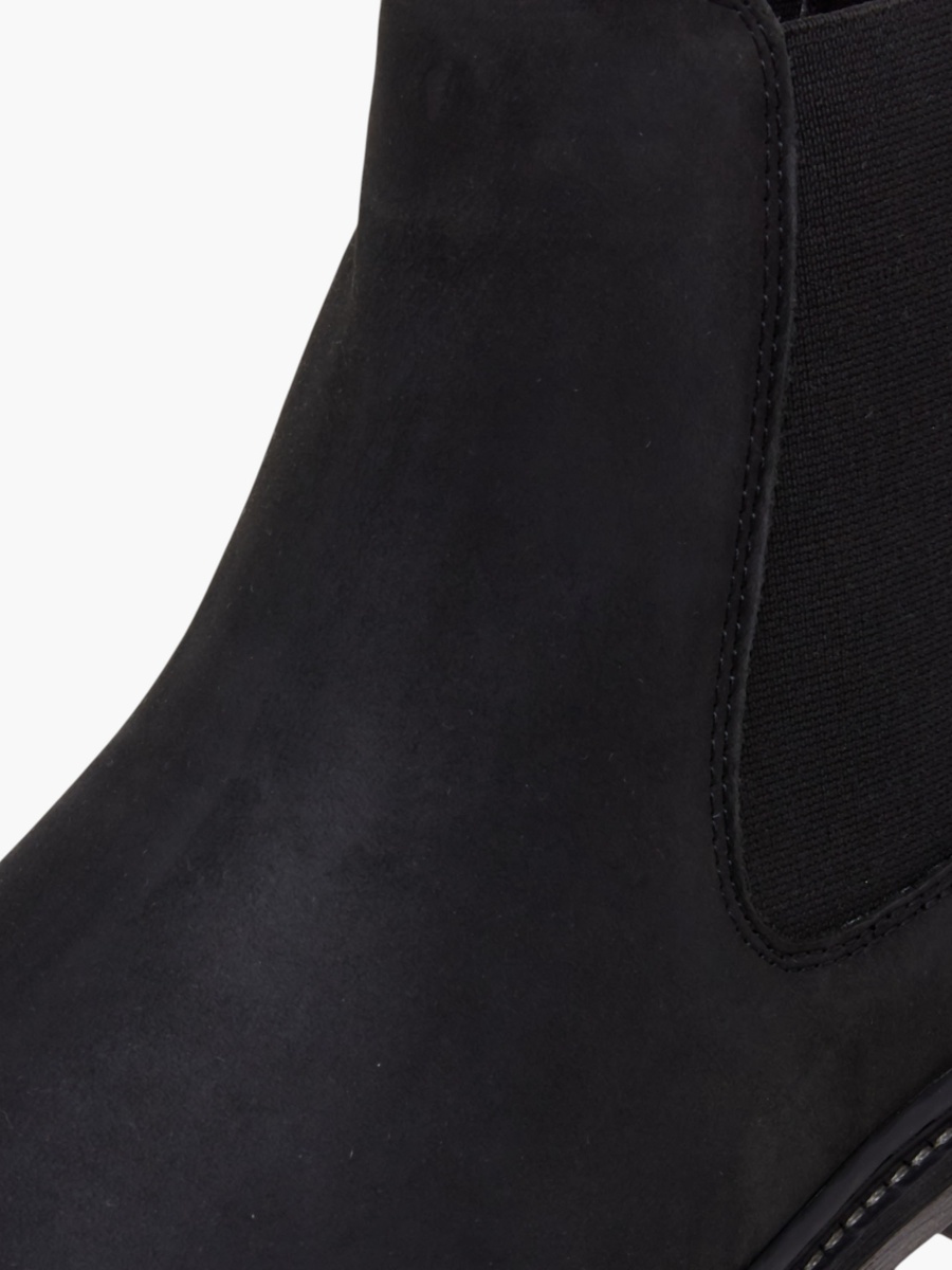 Men Chelsea Boots