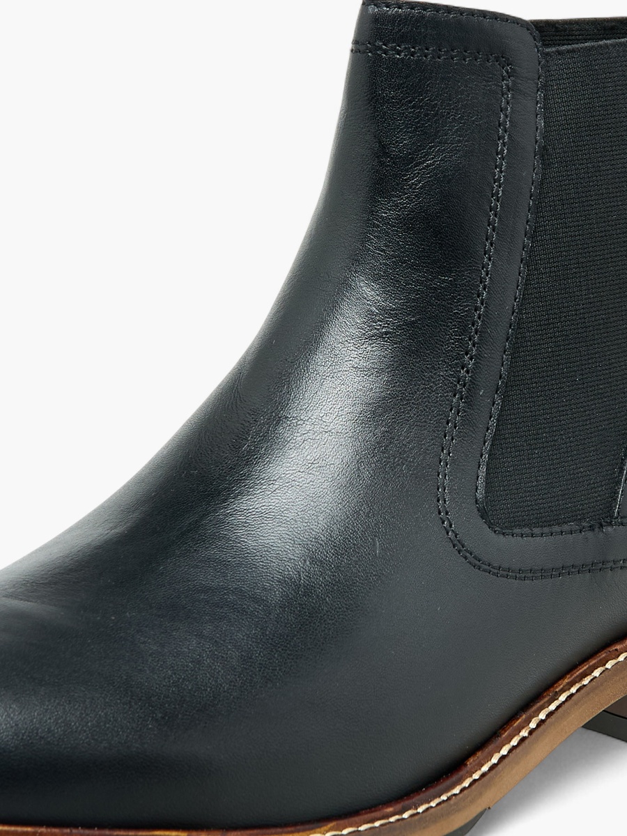 Men Leather Chelsea Boots
