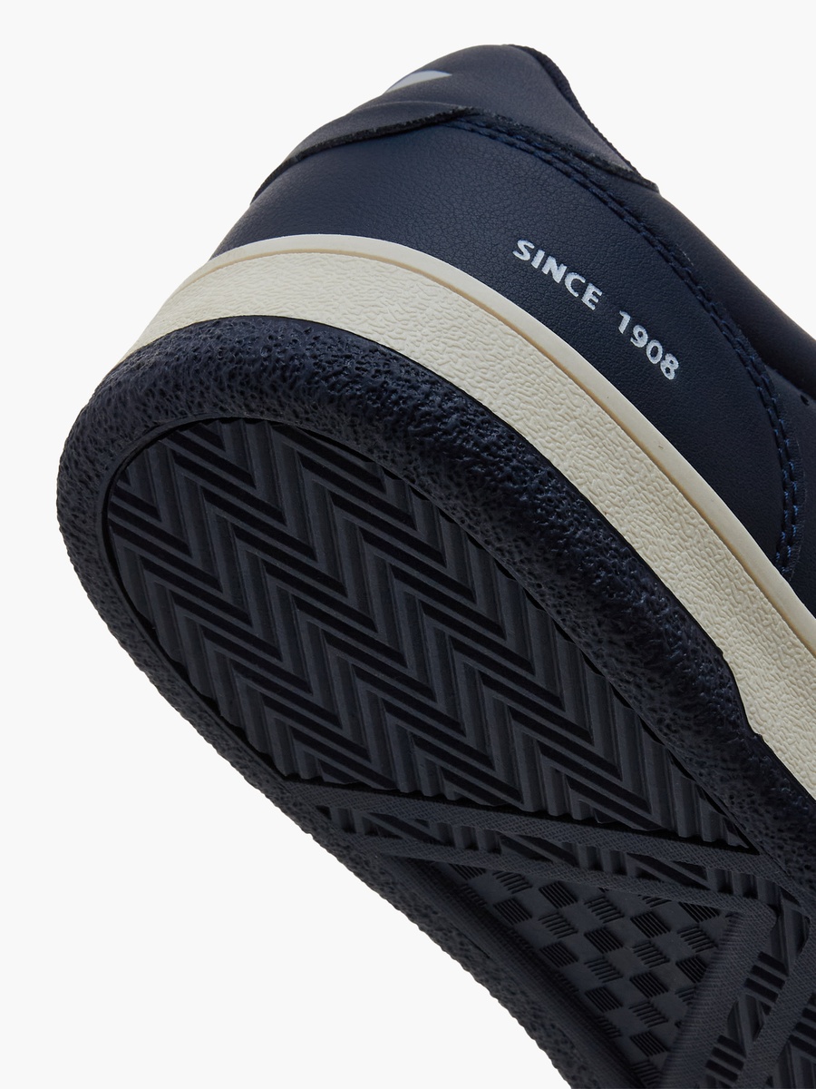 Men Lace-Up Ortholite Sneakers