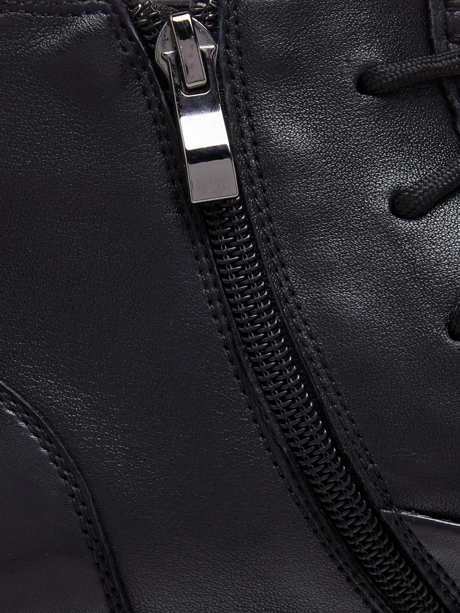 Men Lace-Up Chukka Boots