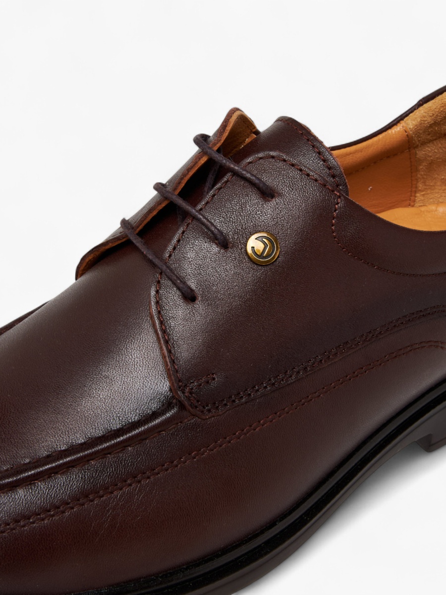 Men Lace-Up Derby Shoes