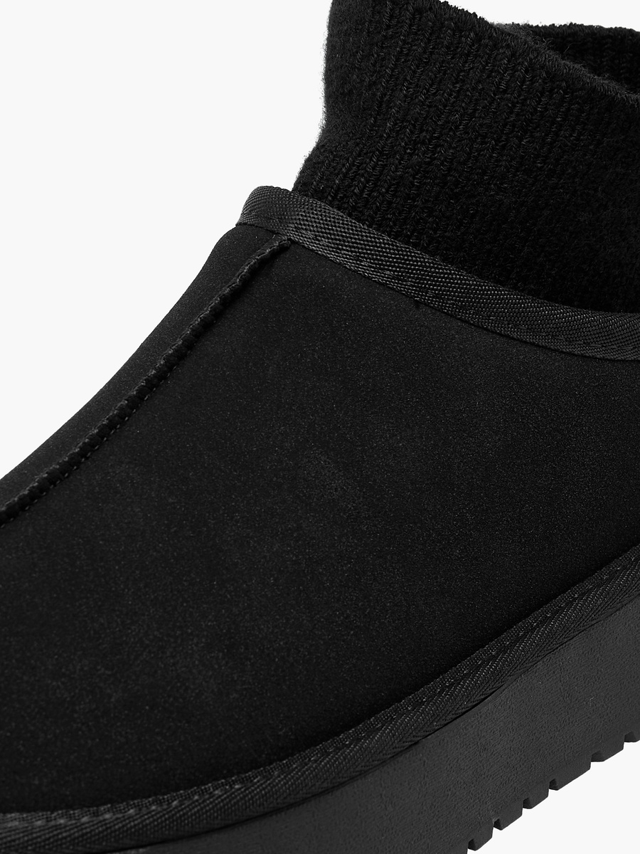 Women Ribbed Cuff Ankle Boots