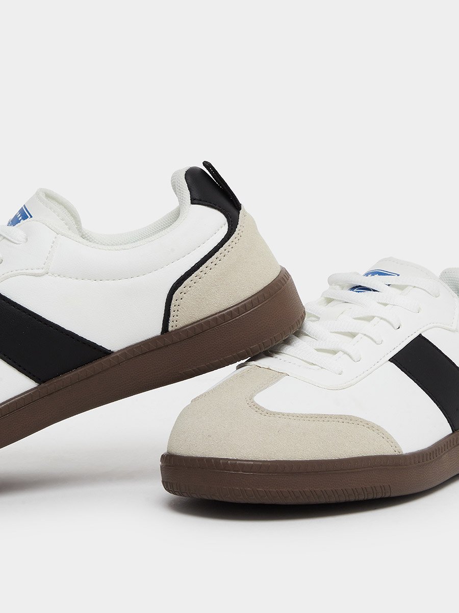Women White Retro Lace Up Sneakers