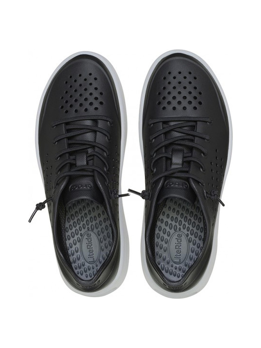 InMotion Pacer Sneakers