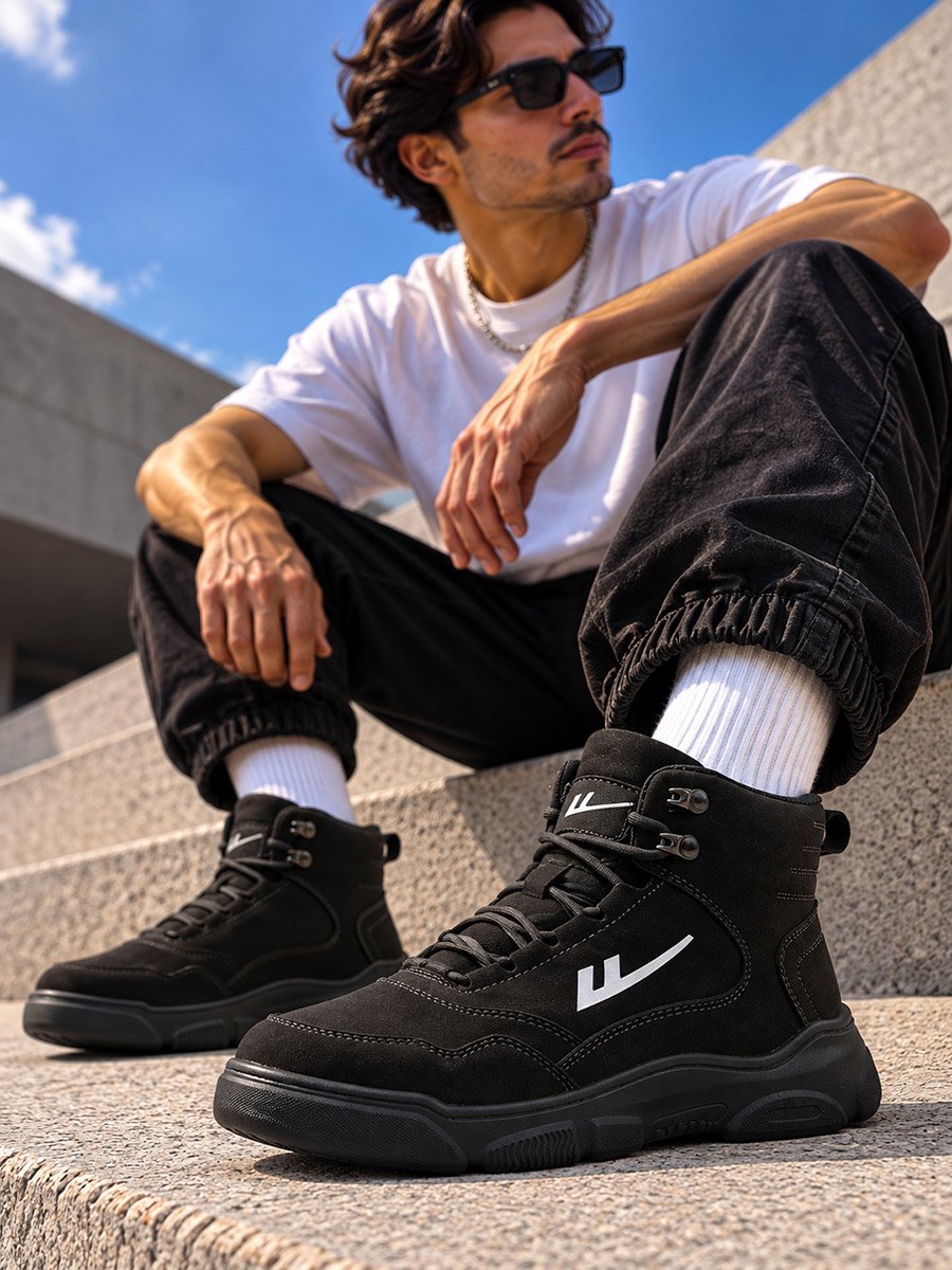 Men Logo Detail Lace Up Boots