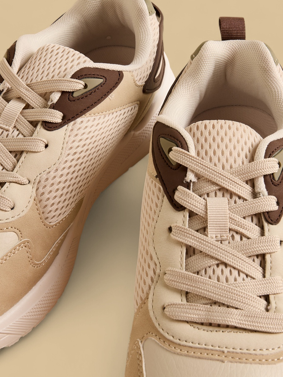 Panelled Lace-Up Sports Shoes