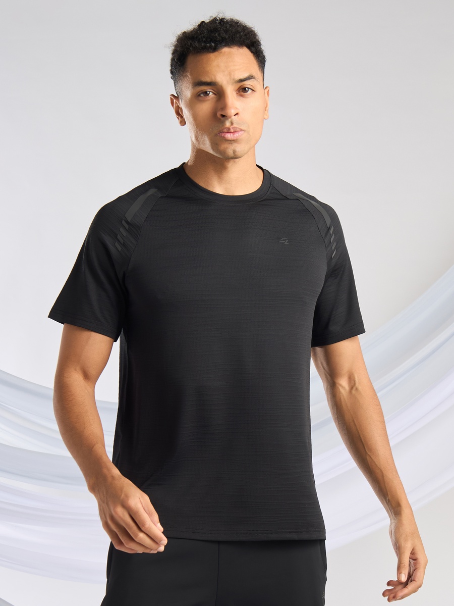 Textured Raglan Sleeves T-Shirt