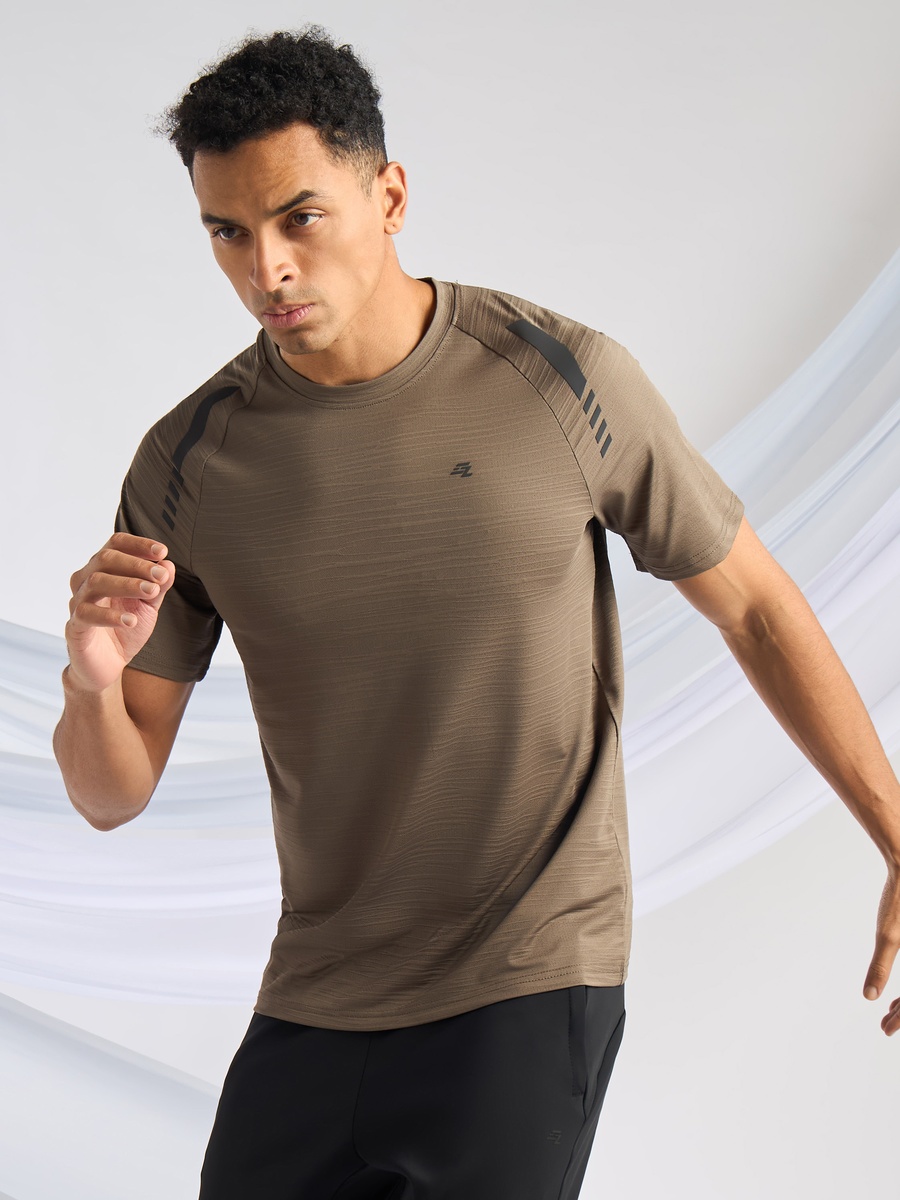 Textured Raglan Sleeves T-Shirt