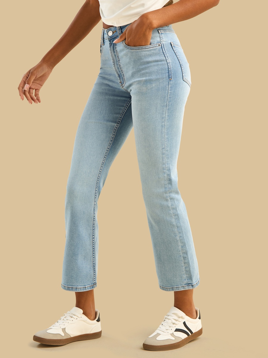 Cropped Flared Jeans