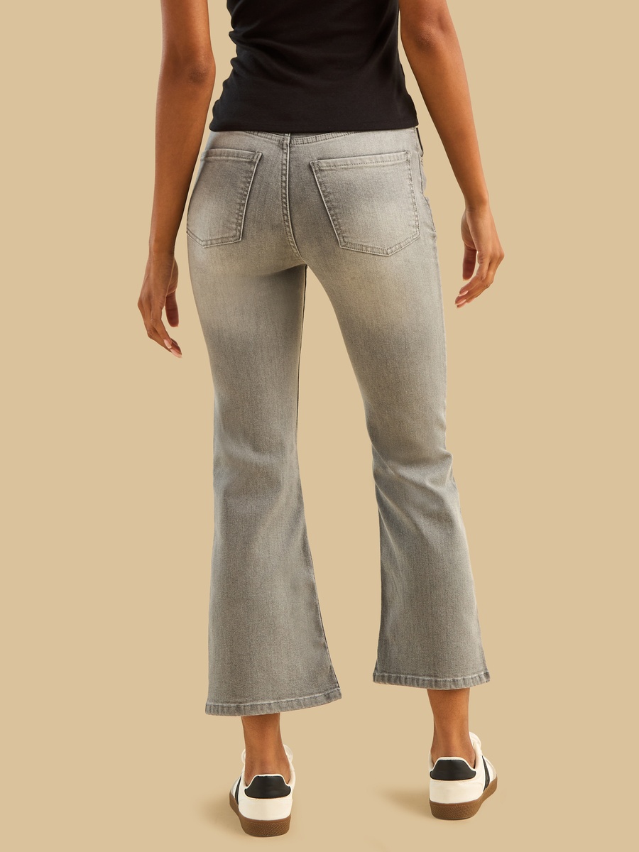Cropped Flared Jeans