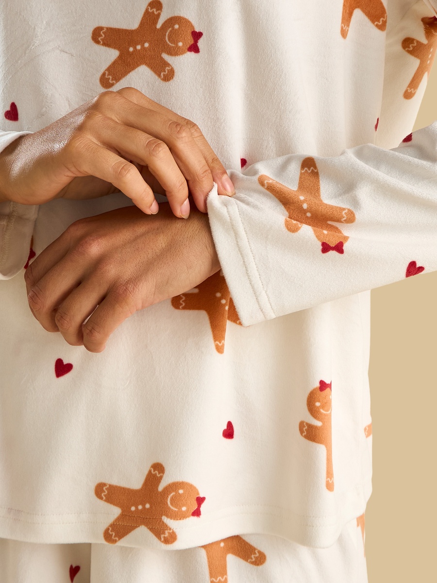 Gingerbread Print Pyjama Set