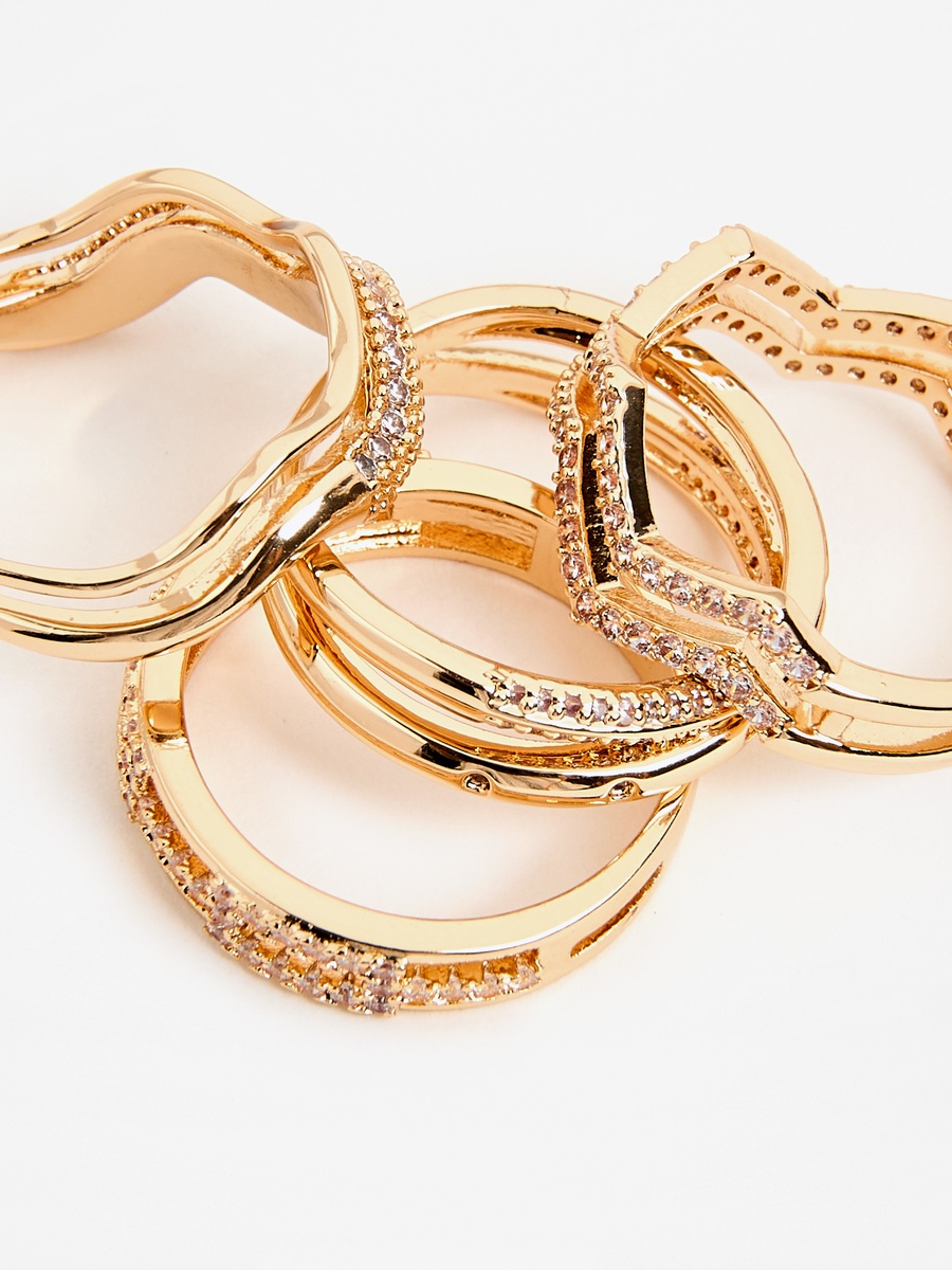 Pack of 4 - Embellished Ring